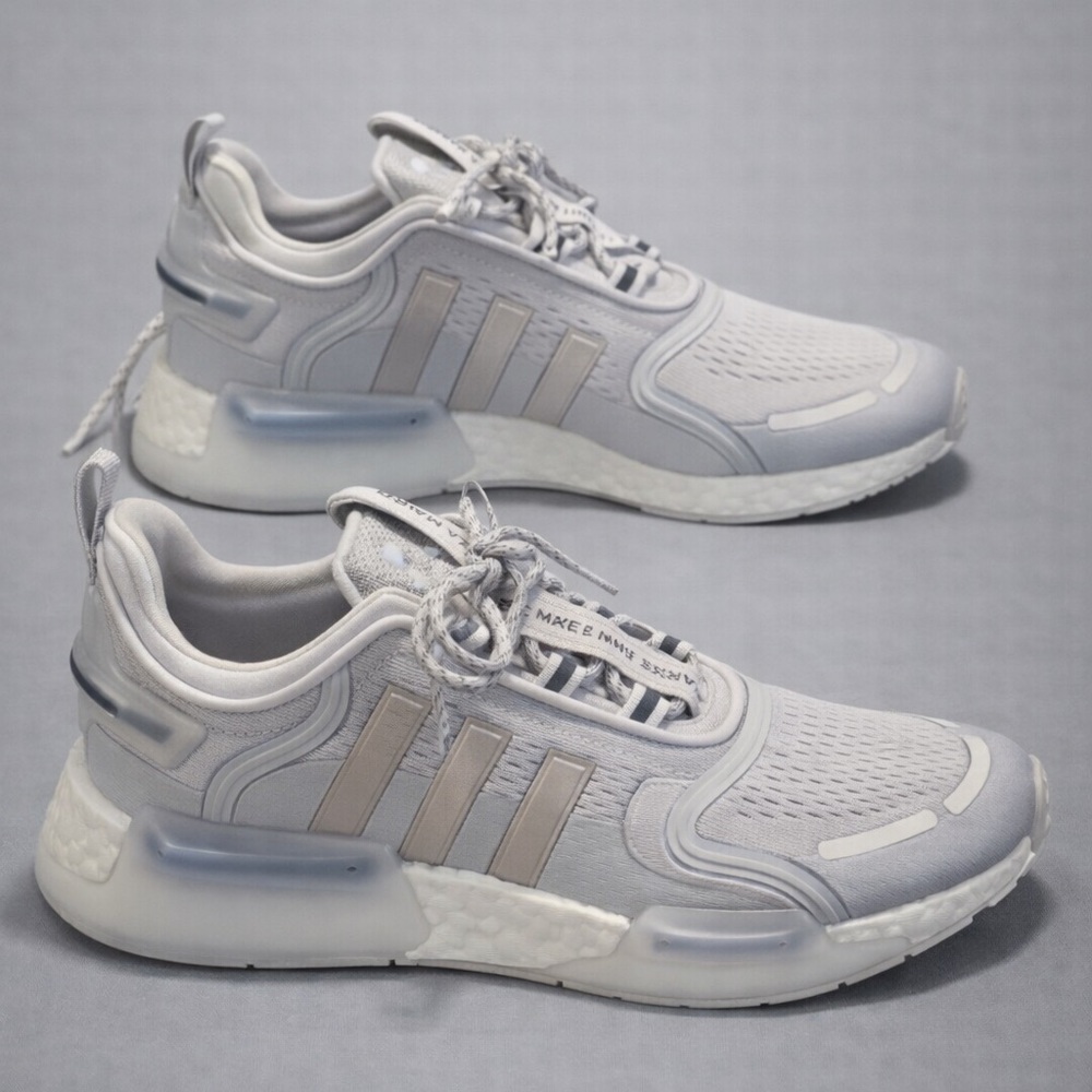 adidas youth 6.5 or women’s 8 NMD_V3 BOOST Shoes